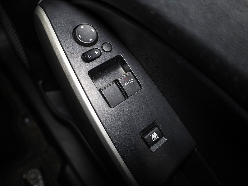 Used Mazda Mazda2 2012 for sale - 78140846: Photo 25