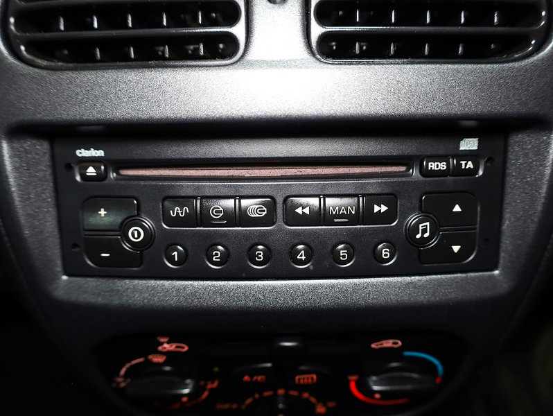 Used Peugeot 206 2006 for sale - 76553634: Photo 19