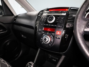 Used Kia Venga 2013 for sale - 79570787: Photo