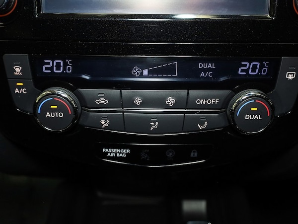Used Nissan X-Trail 2015 for sale - 76093022: Photo 30