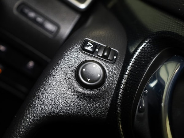 Used Nissan X-Trail 2015 for sale - 76093022: Photo 38