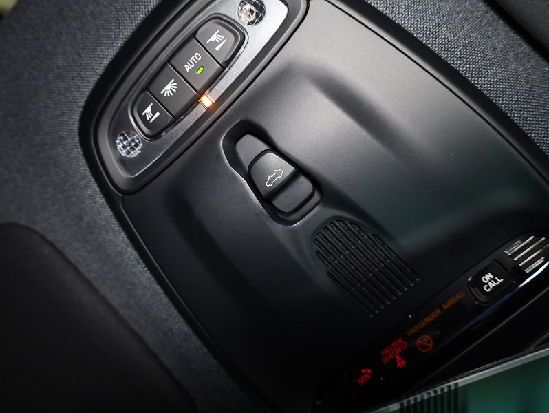 Used Volvo XC40 2019 for sale - 76496951: Photo 35