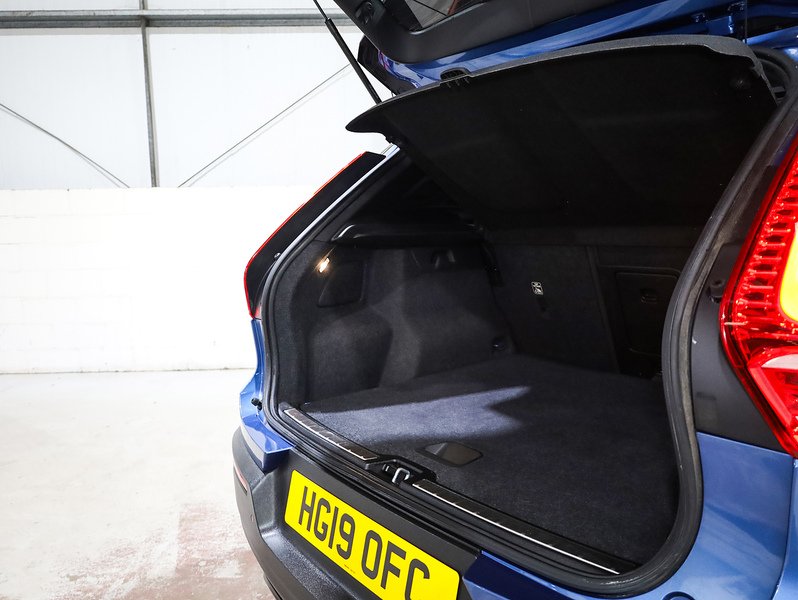 Used Volvo XC40 2019 for sale - 76496951: Photo 40