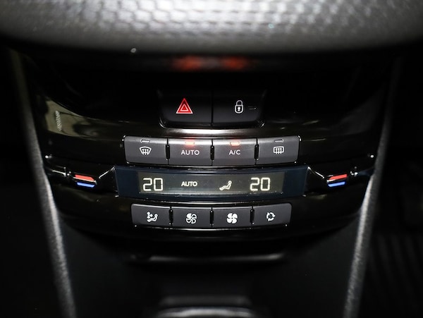 Used Peugeot 208 2019 for sale - 76173485: Photo 30