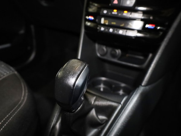 Used Peugeot 208 2019 for sale - 76173485: Photo 32