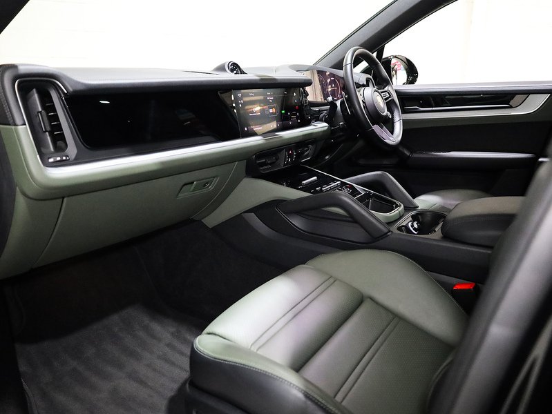 Used Porsche Cayenne 2023 for sale - 76665864: Photo 13