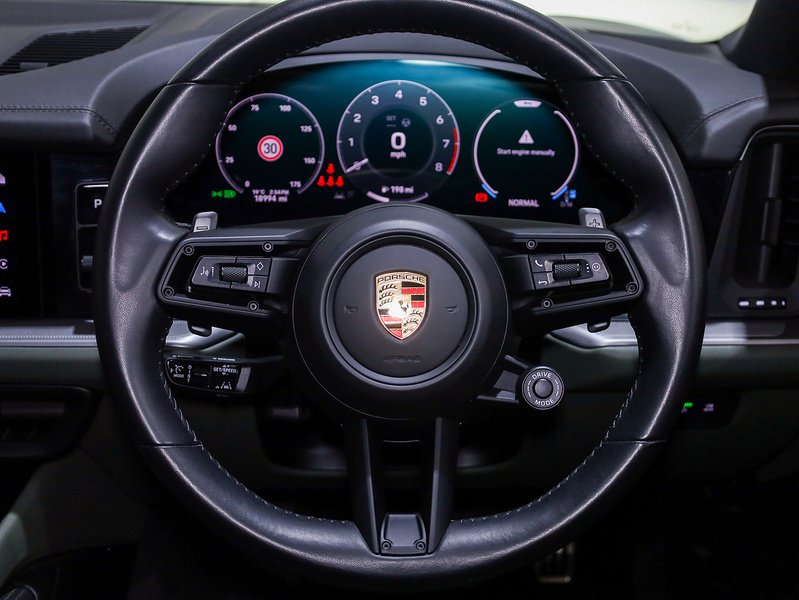 Used Porsche Cayenne 2023 for sale - 76665864: Photo 18