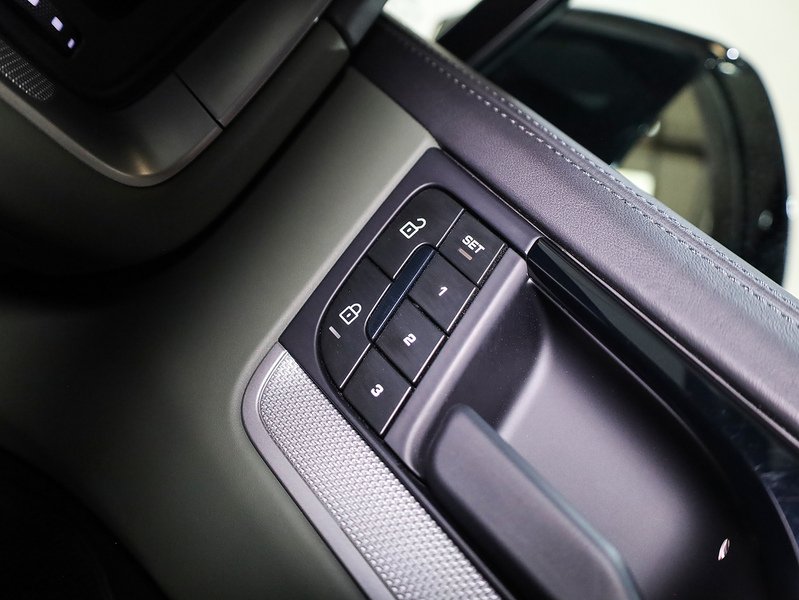 Used Porsche Cayenne 2023 for sale - 76665864: Photo 55