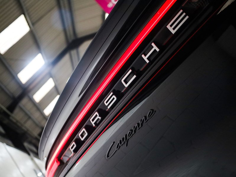 Used Porsche Cayenne 2023 for sale - 76665864: Photo 8