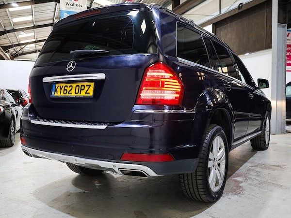 Used Mercedes-Benz GL-Class 2012 for sale - 73947433: Photo 11
