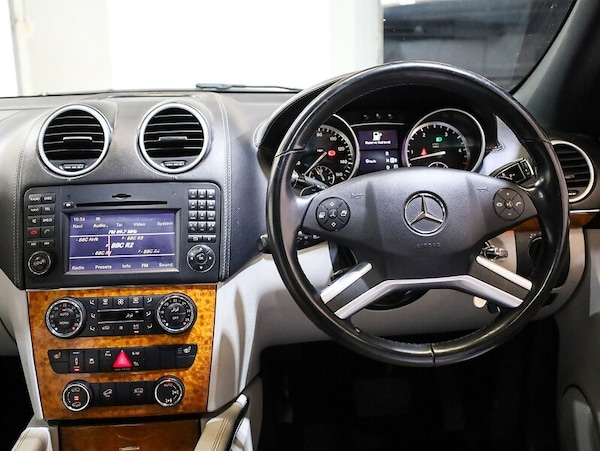 Used Mercedes-Benz GL-Class 2012 for sale - 73947433: Photo 16