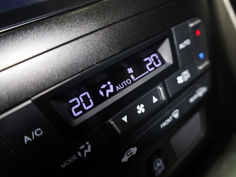 Used Honda Civic 2015 for sale - 76016047: Photo 29