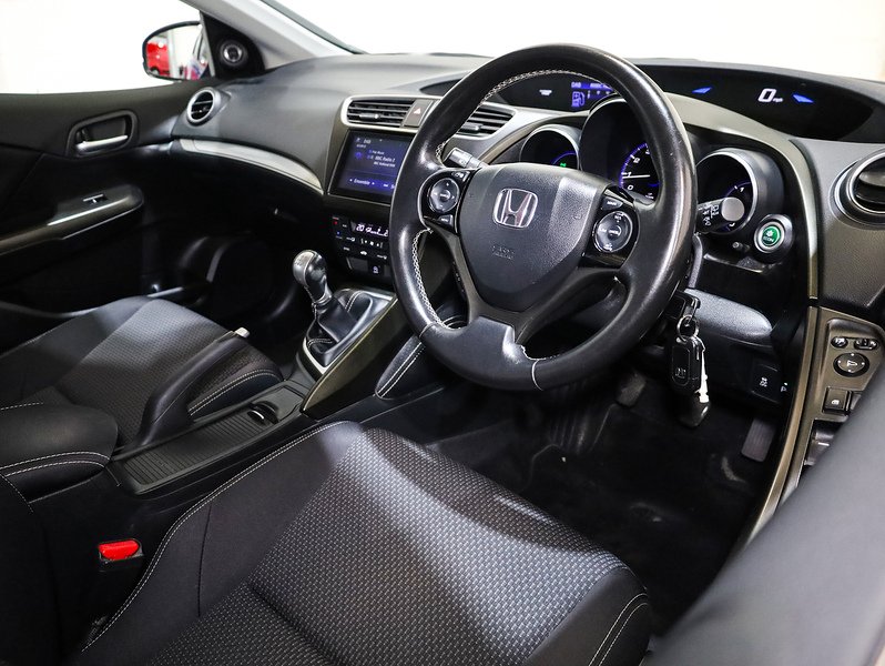 Used Honda Civic 2015 for sale - 76016047: Photo 3