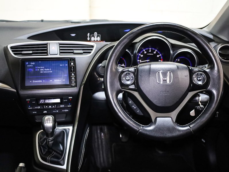 Used Honda Civic 2015 for sale - 76016047: Photo 4