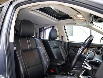 Used Mitsubishi Outlander 2017 for sale - 75871611: Photo