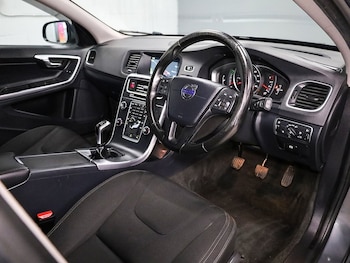 Used Volvo V60 2017 for sale - 78709134: Photo