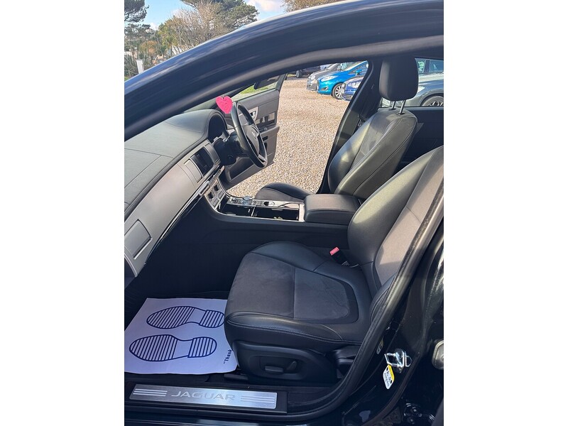 Used Jaguar XF 2014 for sale - 76618272: Photo 14