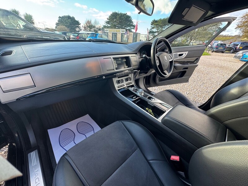 Used Jaguar XF 2014 for sale - 76618272: Photo 18