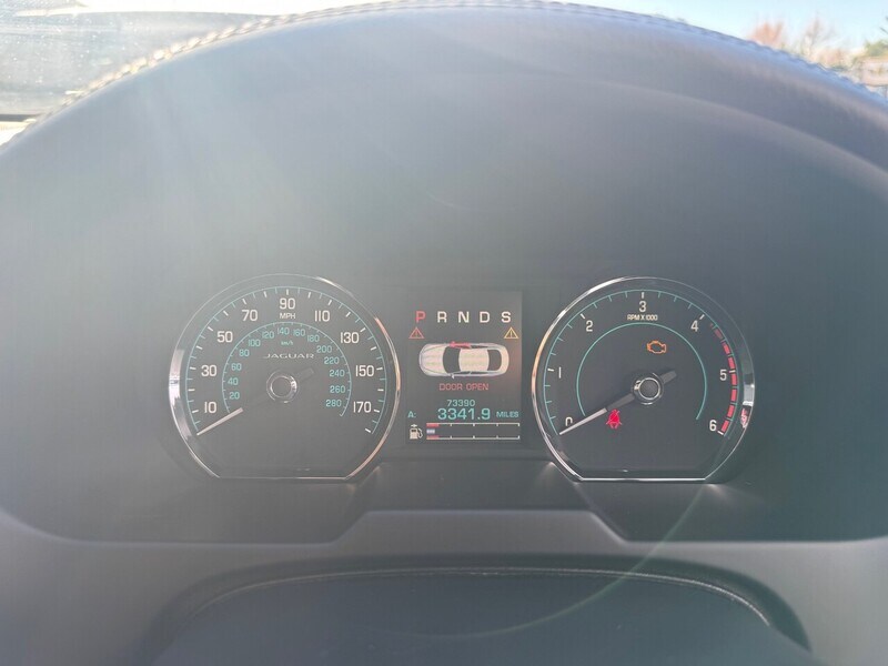 Used Jaguar XF 2014 for sale - 76618272: Photo 21