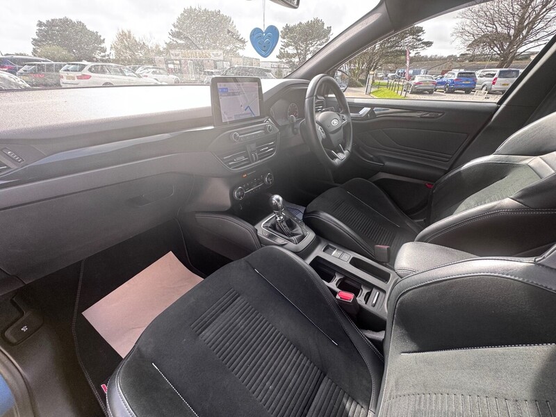 Used Ford Focus 2019 for sale - 78040230: Photo 15