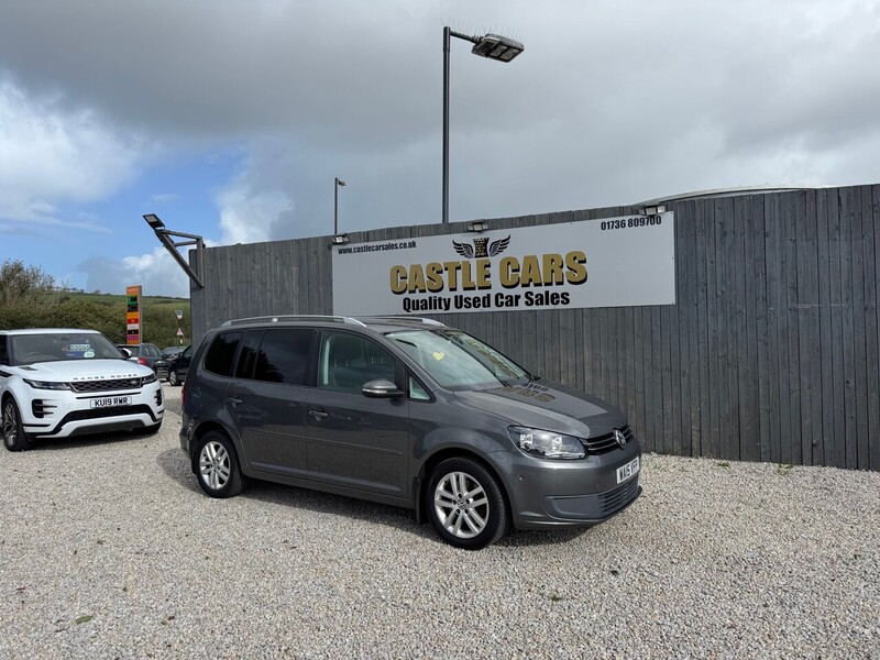 Used Volkswagen Touran 2015 for sale - 76180788: Photo 1