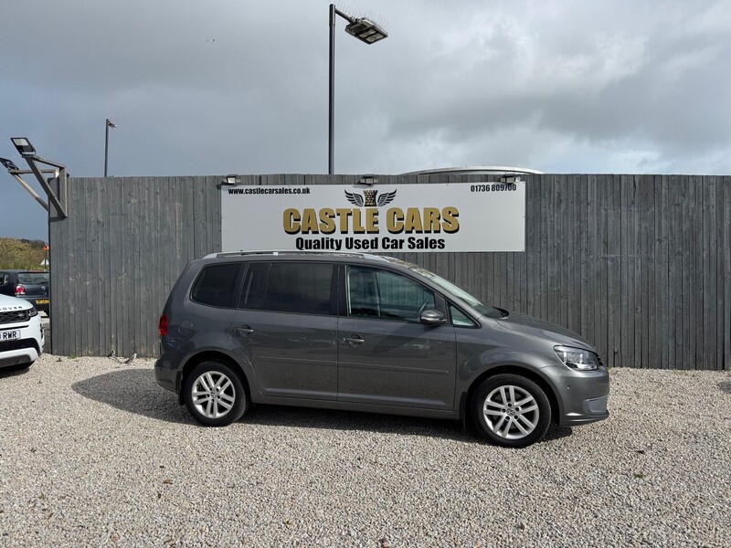 Used Volkswagen Touran 2015 for sale - 76180788: Photo 2