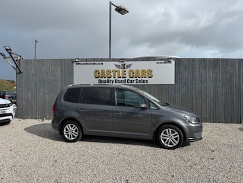 Used Volkswagen Touran 2015 for sale - 76180788: Photo 2