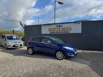 2015 - 1.0 EcoBoost Titanium 5dr