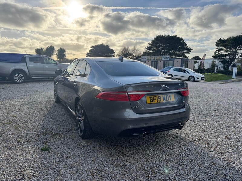 Used Jaguar XF 2019 for sale - 76982571: Photo 11