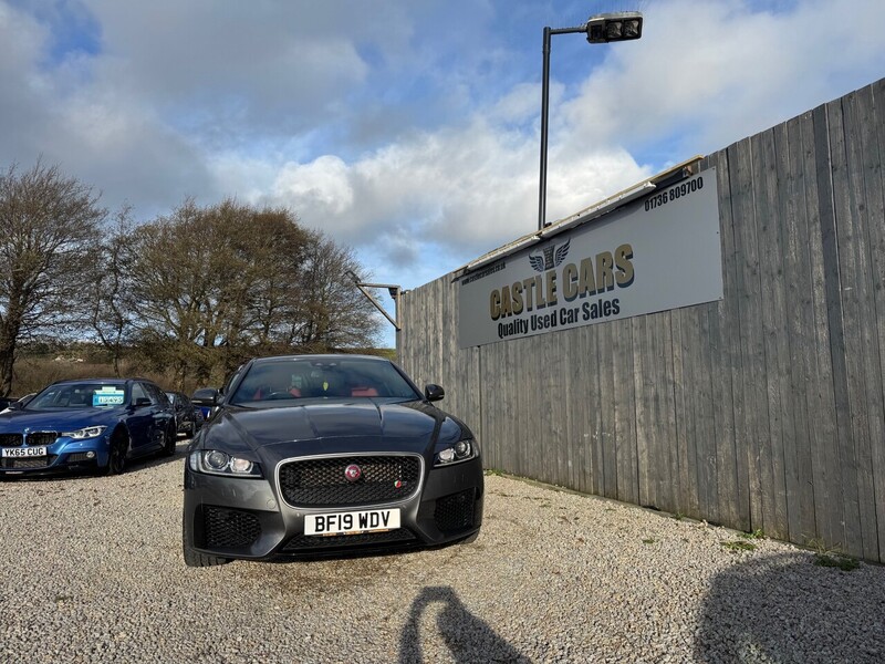 Used Jaguar XF 2019 for sale - 76982571: Photo 8