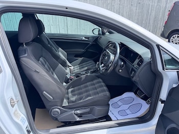 Used Volkswagen Golf 2018 for sale - 78257487: Photo