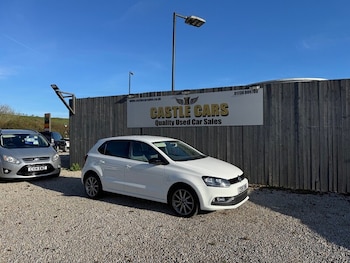 Used Volkswagen Polo 2015 for sale - 78794030: Photo