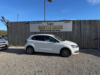 Used Volkswagen Polo 2015 for sale - 78794030: Photo