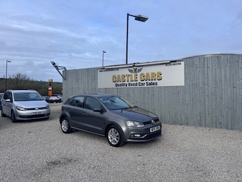 Used Volkswagen Polo 2015 for sale - 78040278: Photo