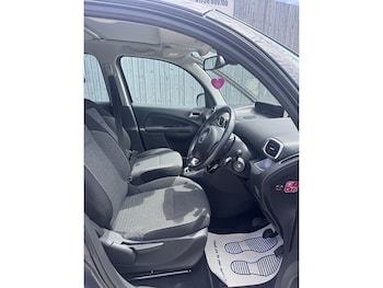 Used Citroen C3 Picasso 2017 for sale - 79341904: Photo