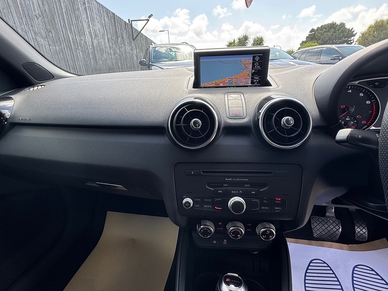 Used Audi A1 2013 for sale - 76605291: Photo 15