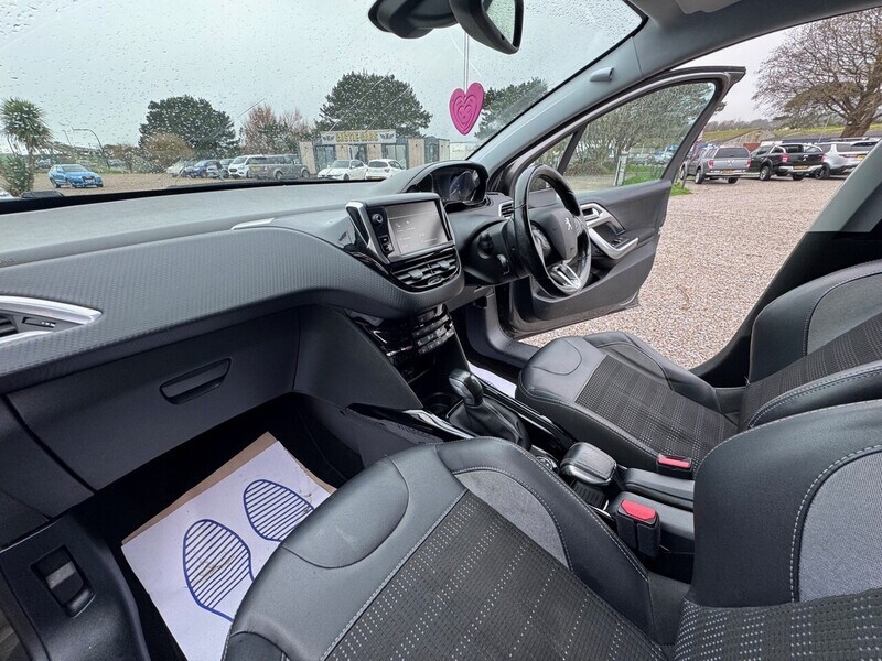 Used Peugeot 2008 2017 for sale - 77742417: Photo 15