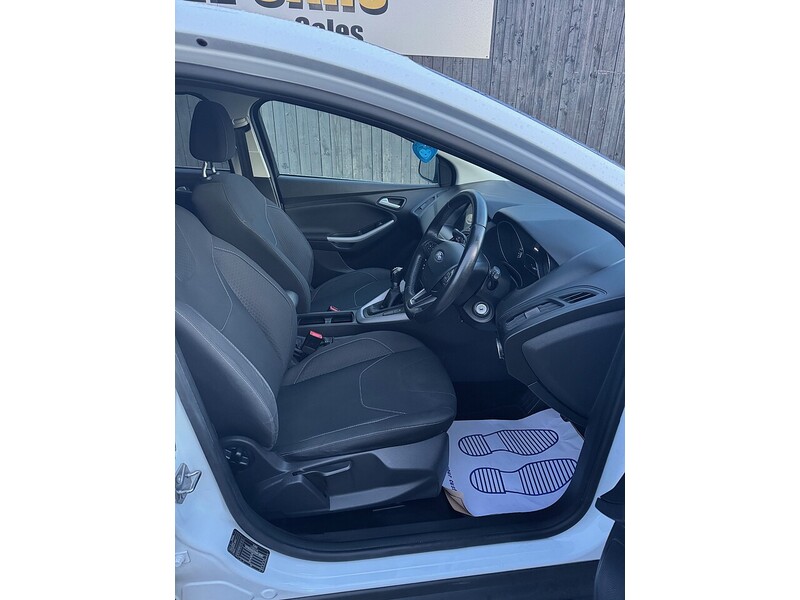 Used Ford Focus 2018 for sale - 76829465: Photo 3