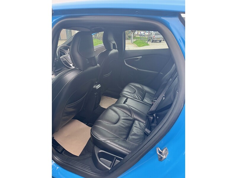 Used Volvo V40 2014 for sale - 77655783: Photo 15