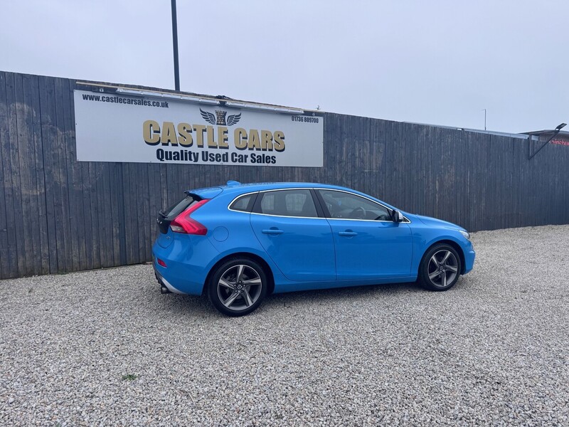 Used Volvo V40 2014 for sale - 77655783: Photo 25