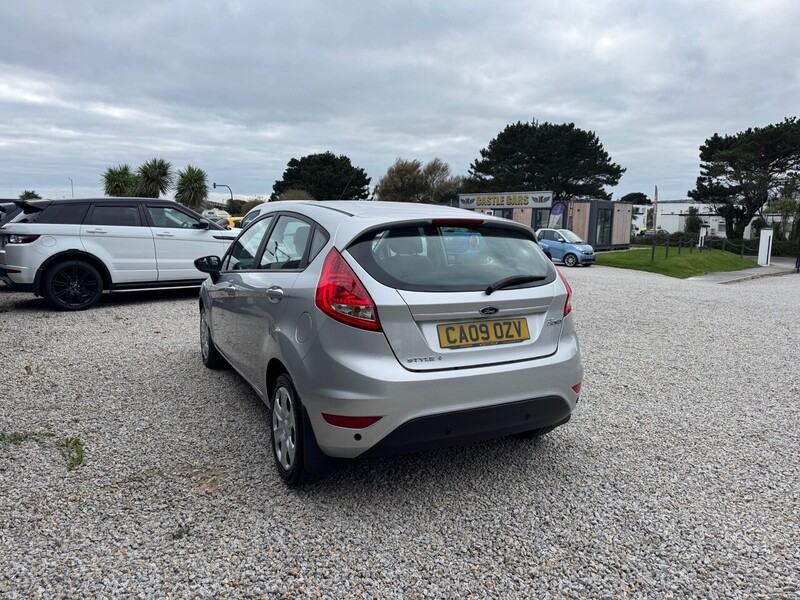 Used Ford Fiesta 2009 for sale - 76320106: Photo 11