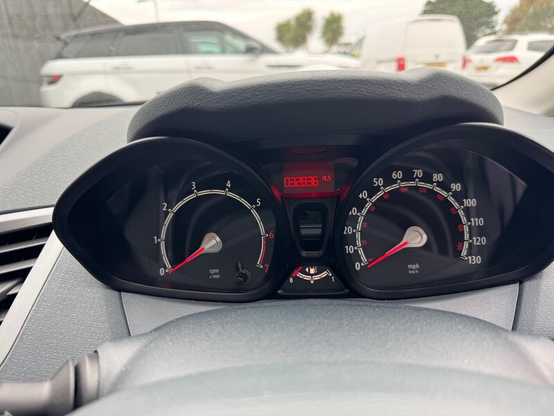 Used Ford Fiesta 2009 for sale - 76320106: Photo 18