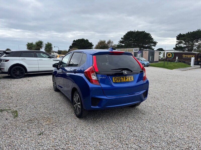 Used Honda Jazz 2017 for sale - 76320105: Photo 11