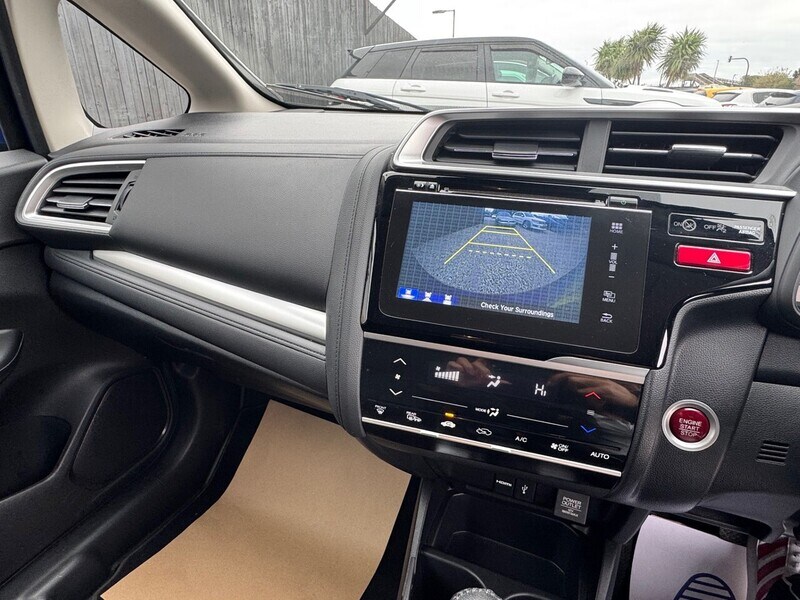 Used Honda Jazz 2017 for sale - 76320105: Photo 18