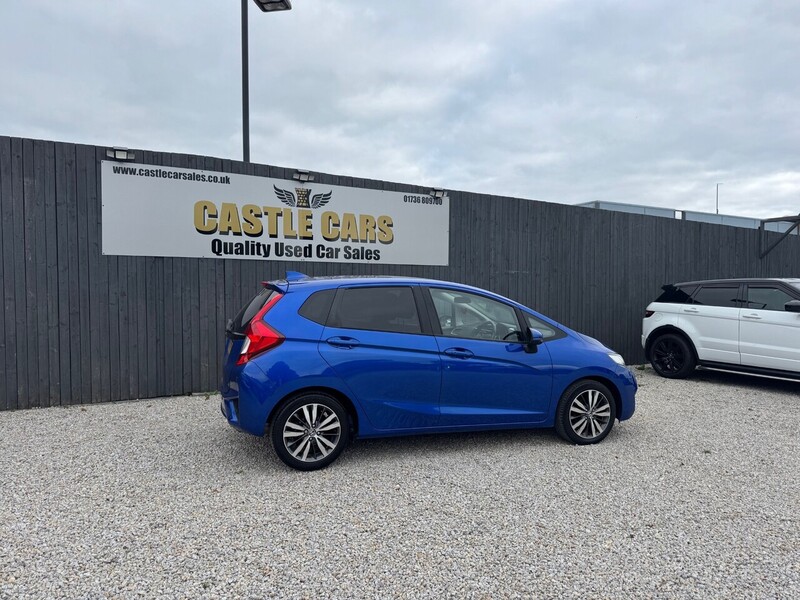 Used Honda Jazz 2017 for sale - 76320105: Photo 24