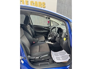 Used Honda Jazz 2017 for sale - 76320105: Photo