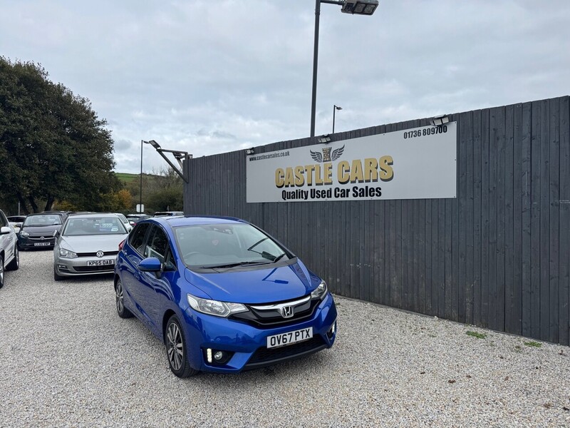 Used Honda Jazz 2017 for sale - 76320105: Photo 6