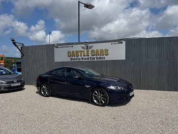 2014 - d R-Sport 4-Door