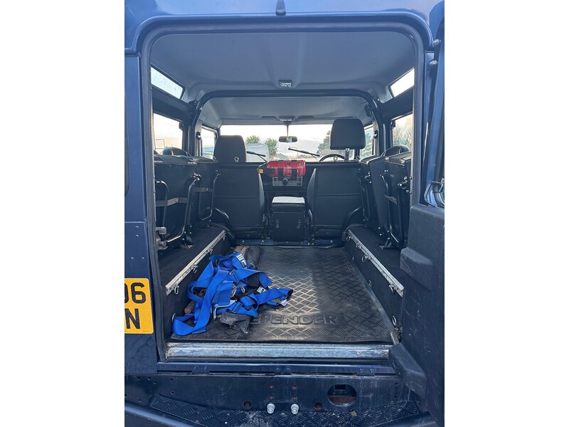 Used Land Rover Defender 2006 for sale - 76845870: Photo 12