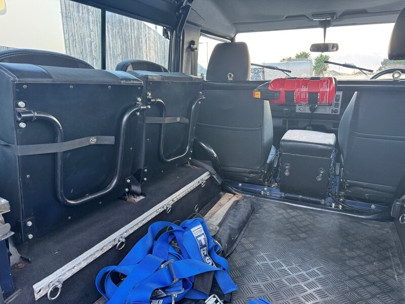 Used Land Rover Defender 2006 for sale - 76845870: Photo 16